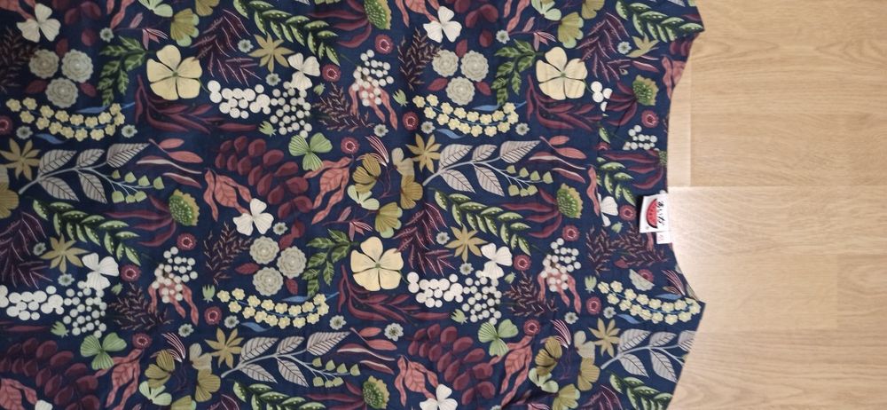 Bluzka damska bluzeczka 46