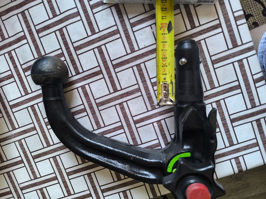 Продам фаркоп для BMW