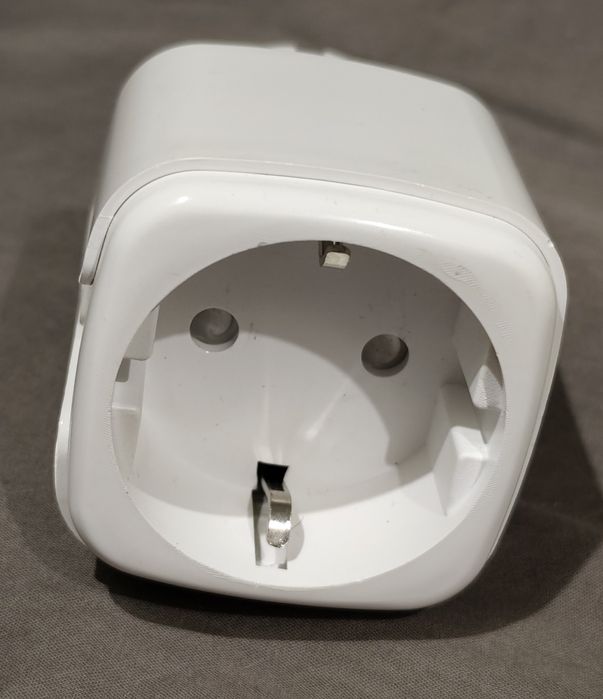 WiFi прилад-розетка системи "Розумний дім"