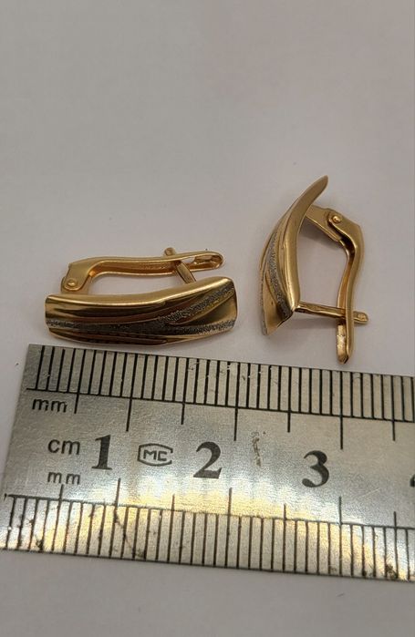 Золоті сережки 585