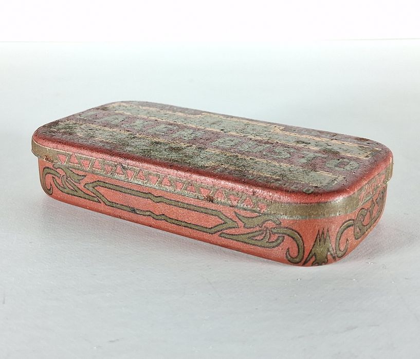 Lata antiga Laxen Busto