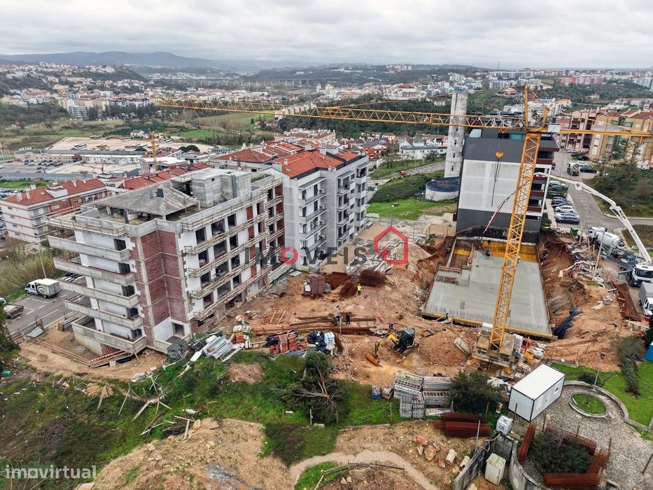 Apartamento T1 - Alto da Colina 3A- Vale da Cabrita, Leiria — Leiria, Pousos, Barreira E Cortes, Leiria