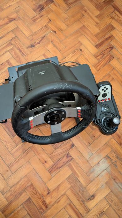 Conjunto Logitech g27 e suporte