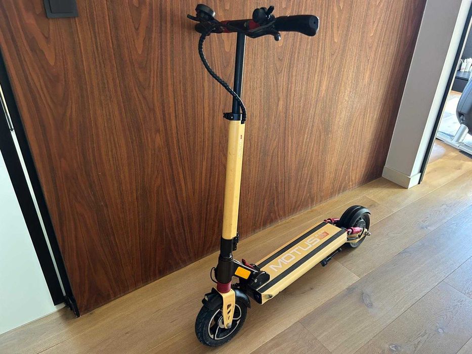 Hulajnoga Motus 8.5 lite pro