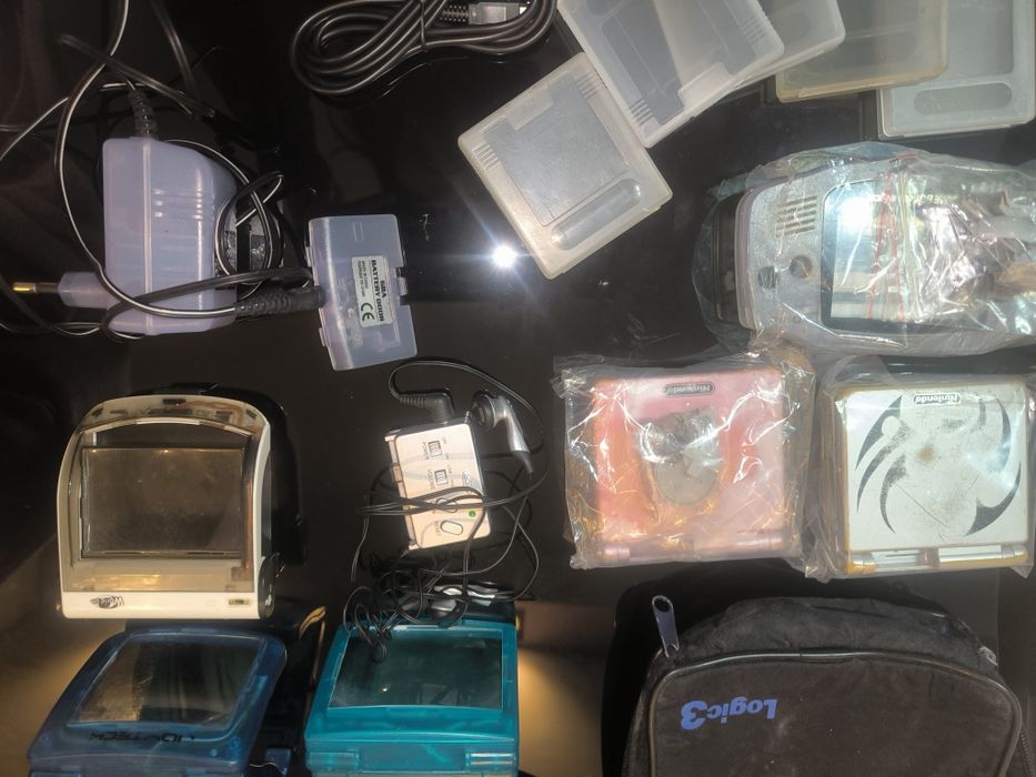 Acessórios para Game boy color e Gameboy advance da Nintendo
