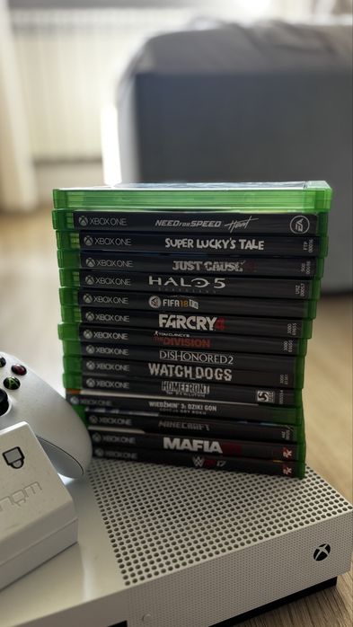 xbox one + dwa pady + 15 gier
