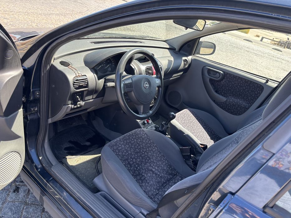Opel corsa 1.2 Confort
