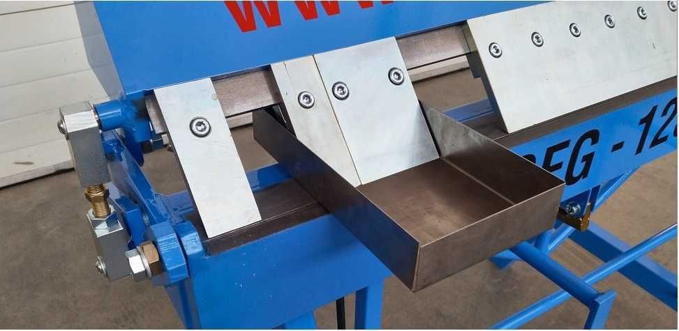 Frezarka ploter cnc wrzeciono 1.5 kW giętarka segmentowa dachdecker