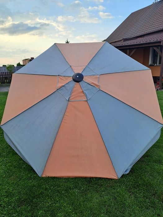 Parasol ogrodowy.