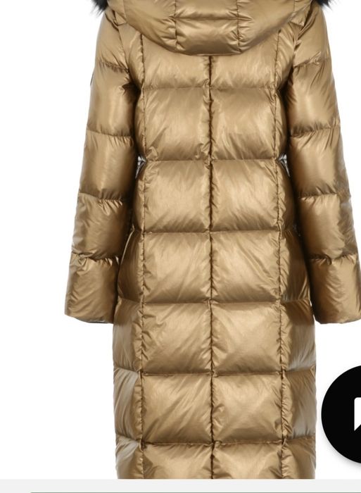 Puchowy płaszcz z pięknym obszyciem z Ochnik 36