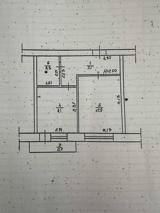 Продається 1-кімнатна квартира з євроремонтом в місті Прилуки