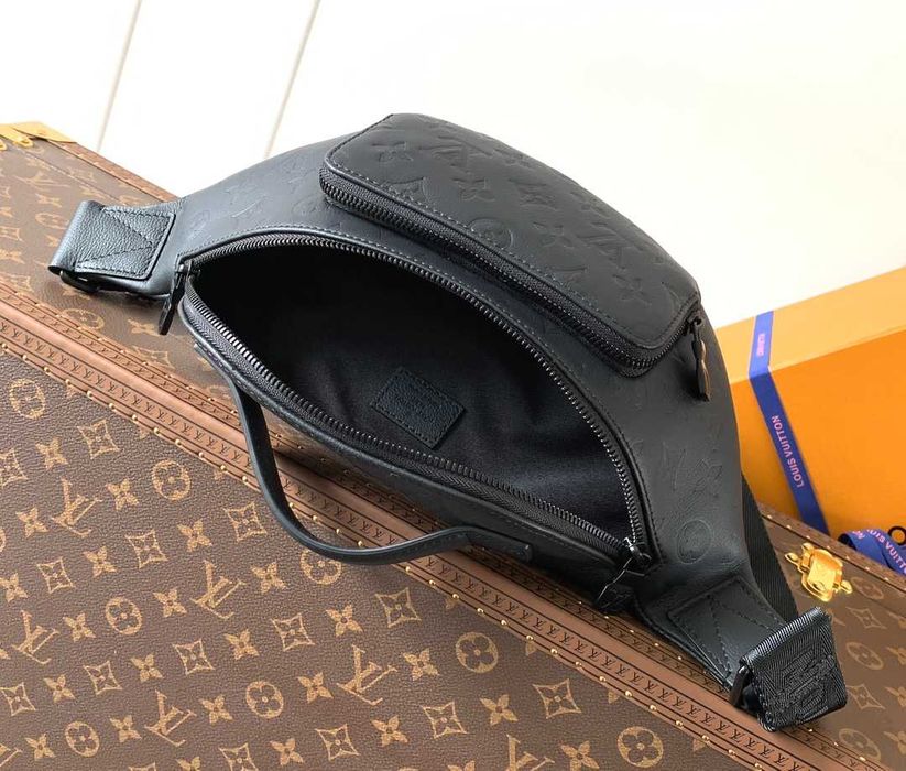 Torebka na pas / nerka Louis Vuitton – czarna