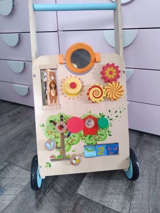 Pchacz chodzik drewniany