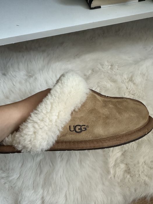 UGG Scuffette II kapcie ocieplane wełną owczą r.37
