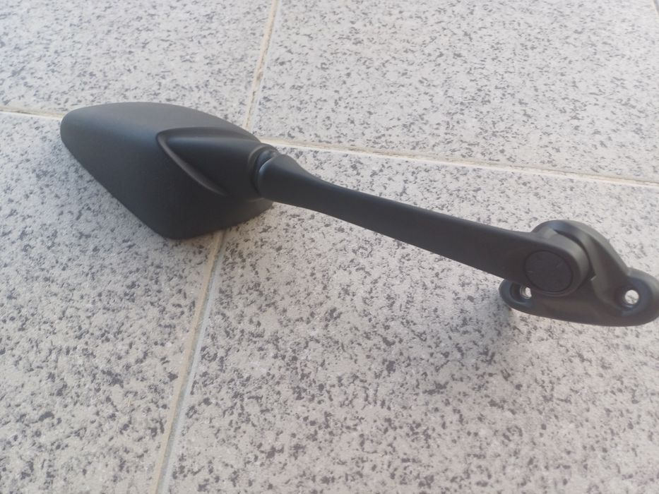 Espelho lado direito r125