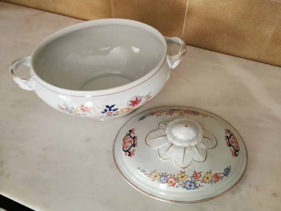 Complete Vista Alegre Dinnerware Set425381512757923846