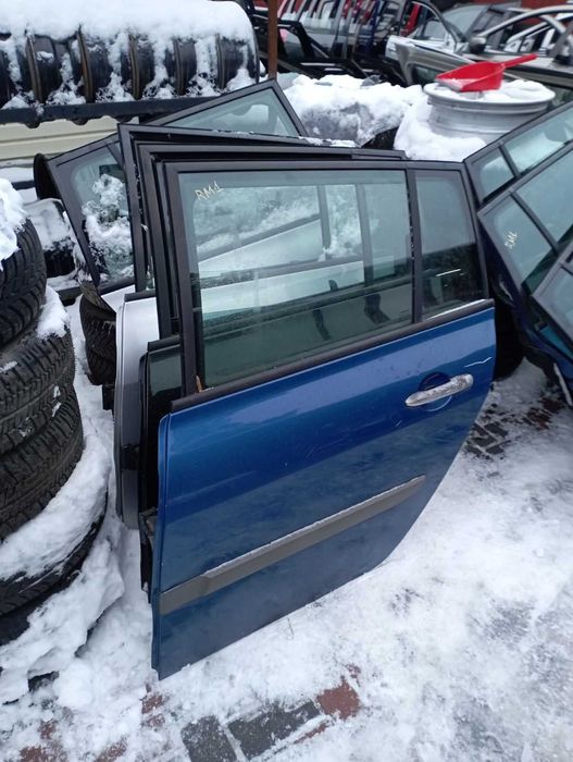 Дверь задняя правая/левая В різних кольорах RENAULT MEGANE 2