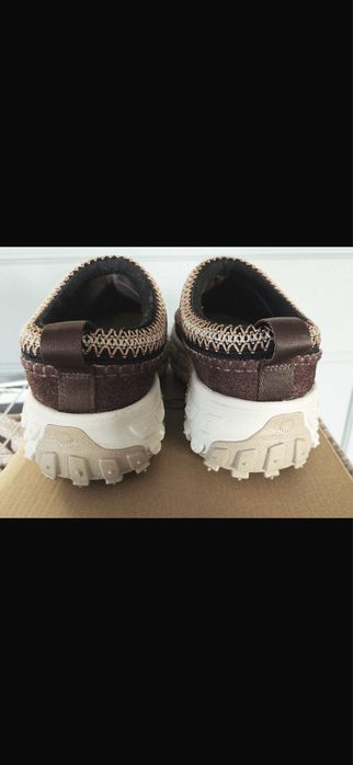 UGG Daze Tazz Unisex 42