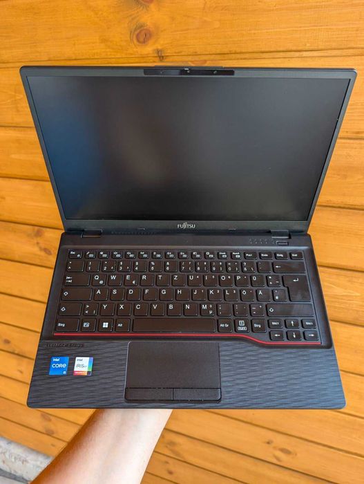 10 ядерні ноутбуки Fujitsu LIFEBOOK E5412 – є 30 шт  2023-2024 рік