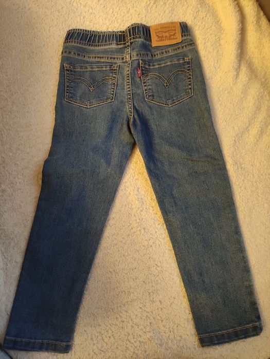 Levis spodnie r. 98-104