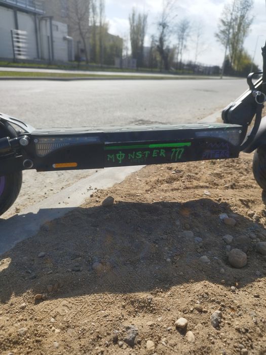 Hulajnoga elektryczna ruptor r1 lite v2