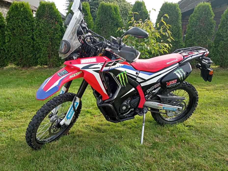Honda CRF 250 Rally 2017 – zadbany egzemplarz, bogate wyposażenie