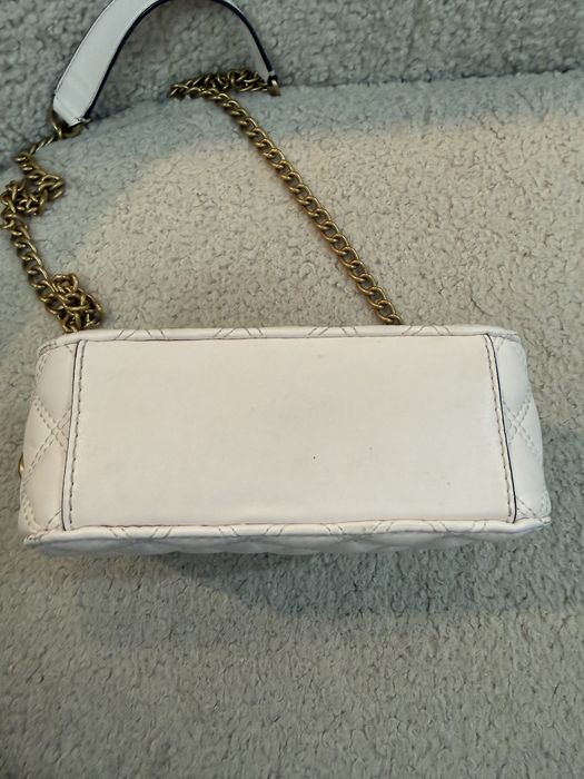 Сумочка Guess GIULLY