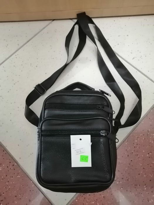 Saszetka na ramię. WYPRZEDAZ.