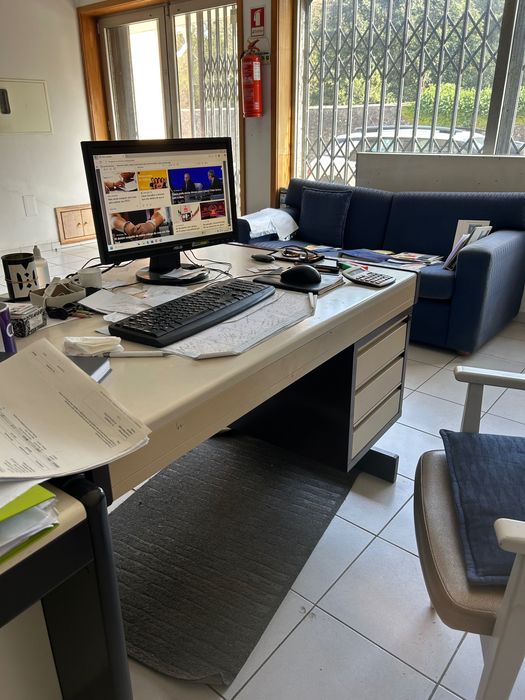 3 Office Desks64739774073603122