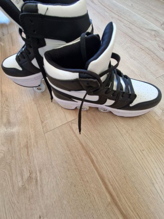 Buty na kółkach / rolki w butach – czarno-białe sneakersy
