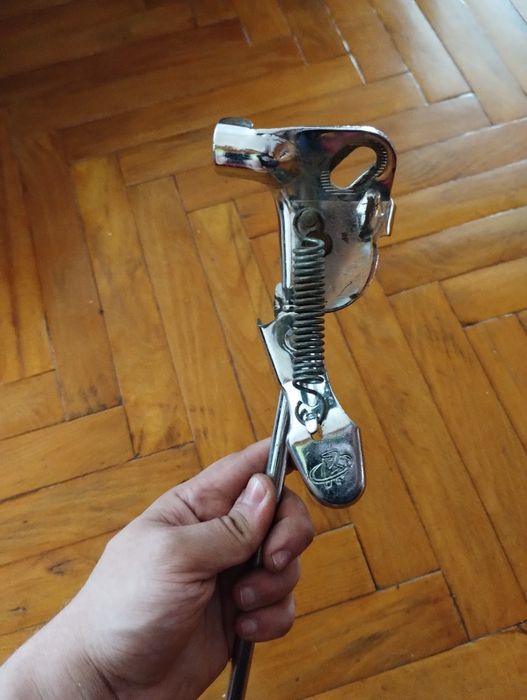 Продам велозапчастини