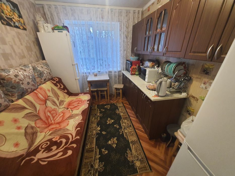 Продам 2ві кімнати в гуртожитку вул. Дачна