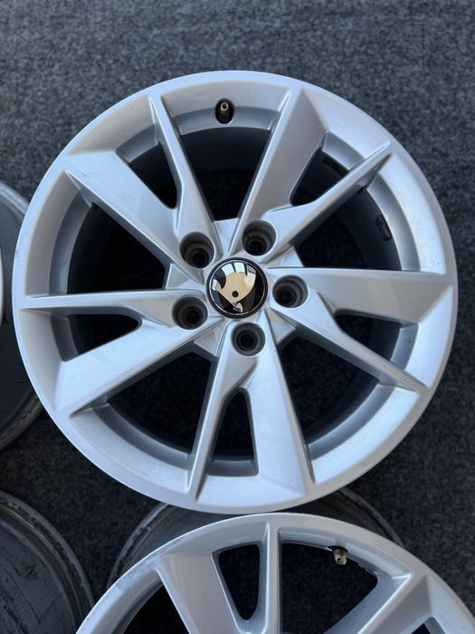 Диски R16 5/112 AUDI A6 A3 A4 A5 Skoda A7 A8 Superb VW Caddy Golf 6/7