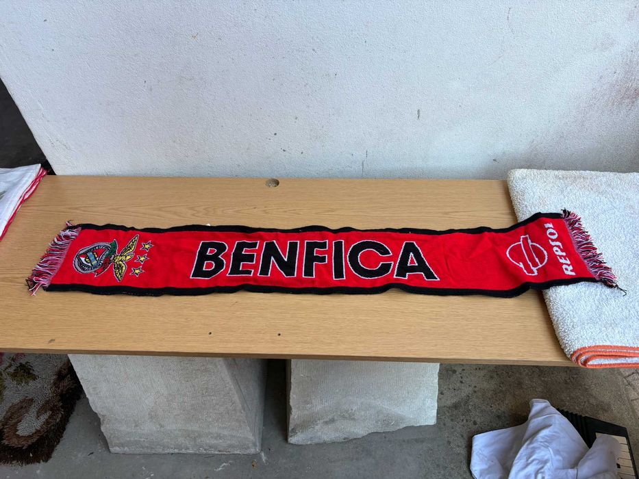 cachecol benfica preto e vermelho