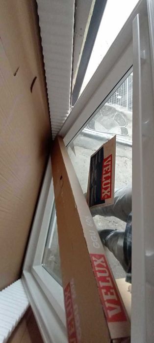 Okno dachowe Velux GPU 0059 94X118