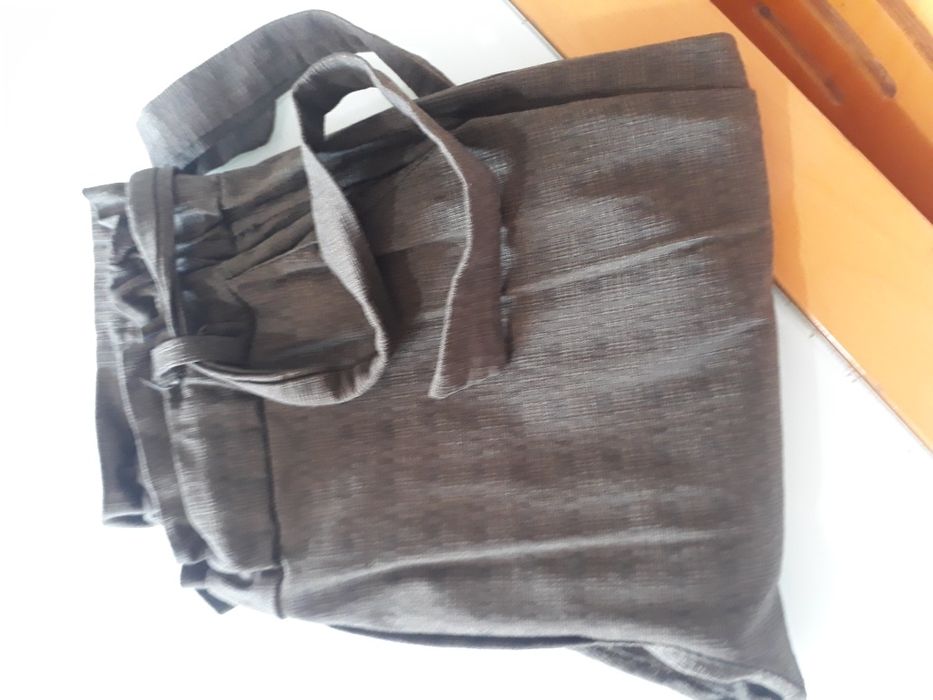 Vendo calças verdes de elastano L