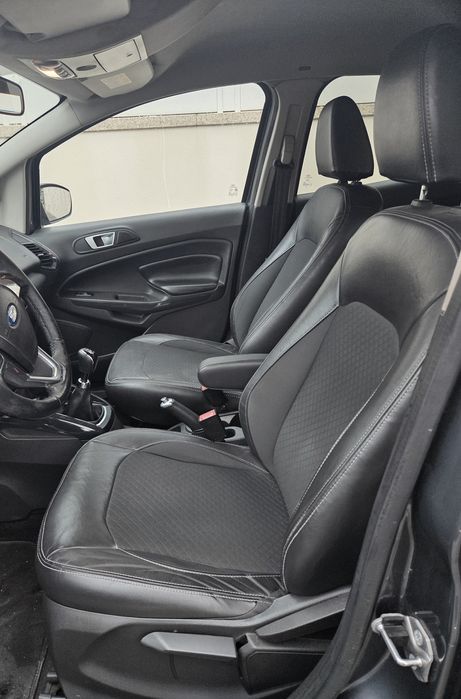 Ford EcoSport Titaniun