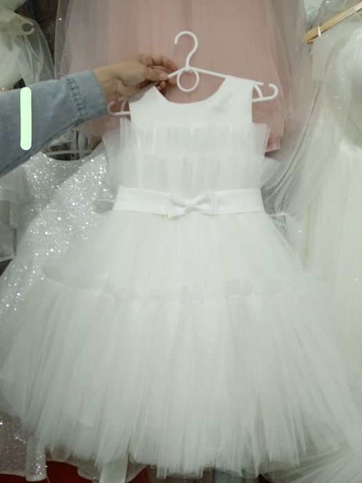 Плаття на випускний вечір