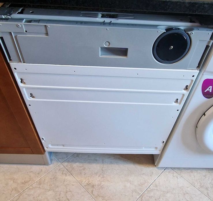 Máquina de lavar loiça de encastrar
