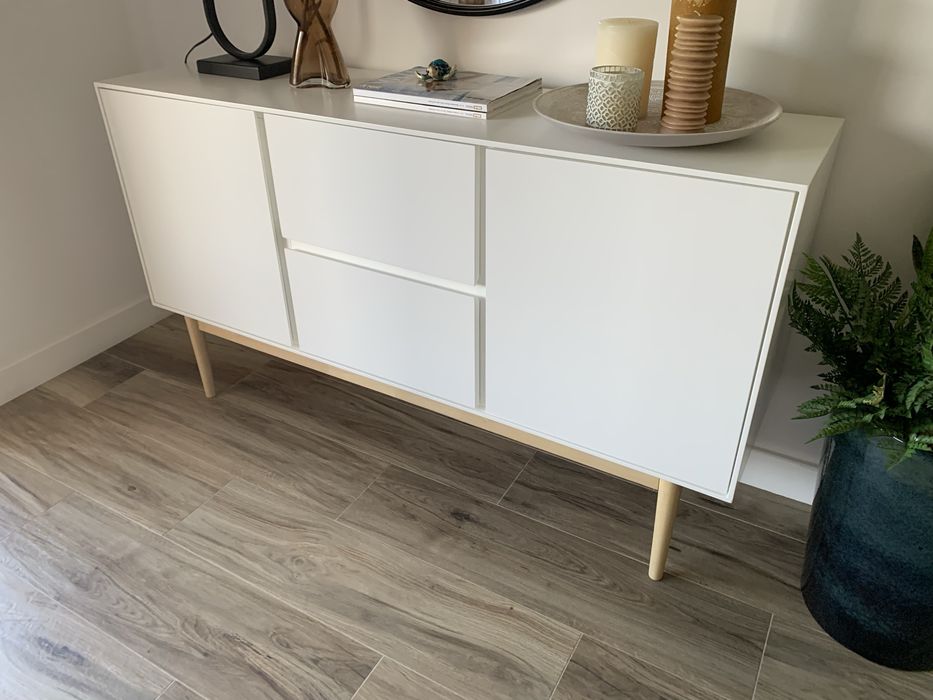 Aparador Branco e Madeira