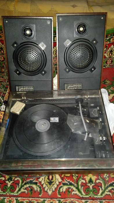 продам єлектрофон радиотехника=301м
