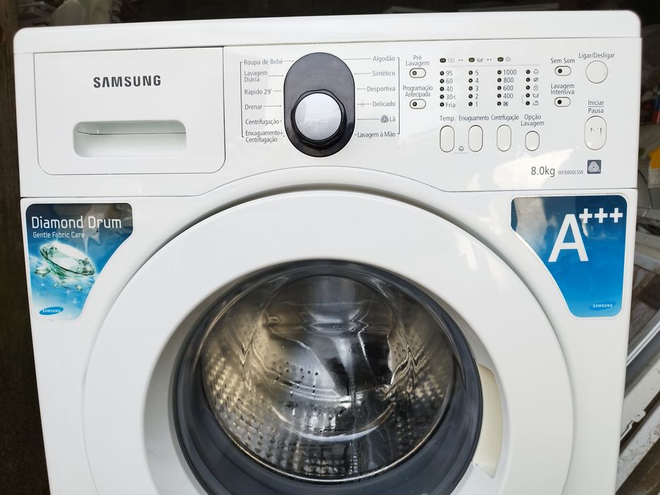 Máquina de lavar roupa