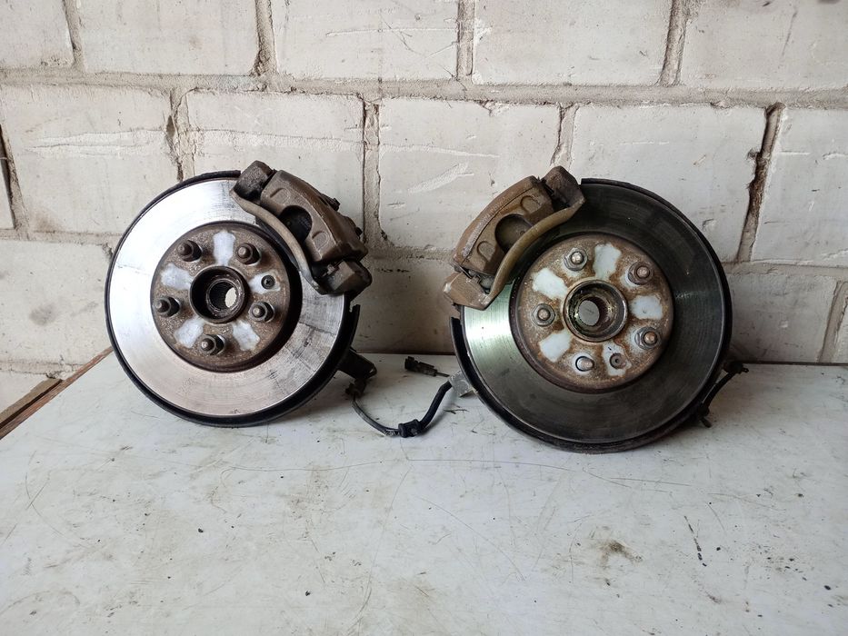 Zestaw hamulcowy Opel Insignia A tarcza klocki zacisk  piasta