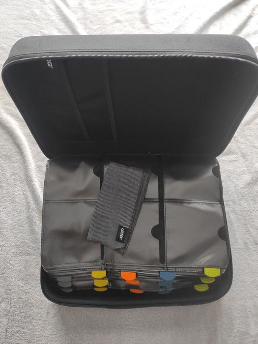 Torba case płyty udg cd tank 240 black U8027BL