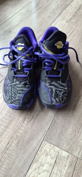 Buty do koszykówki, siatkówki Tarmak, rozmiar 36