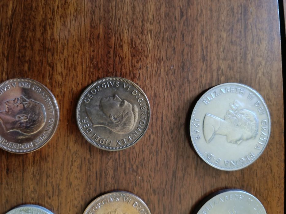 Lote de moedas britânicas antigas