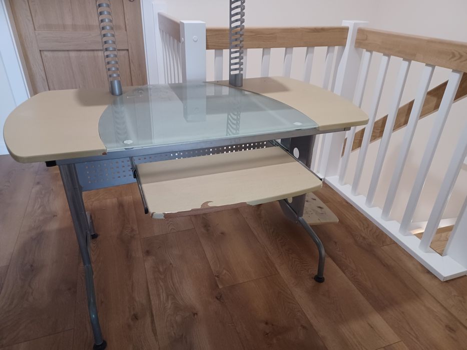 Biurko dla gracza. Pod komputer.