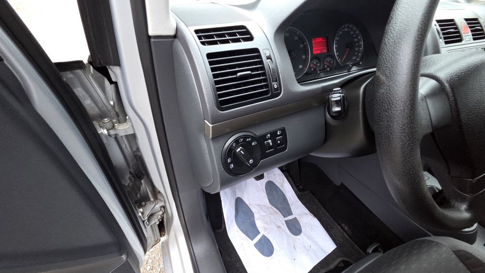 2007 Touran 1.6 mpi 7 місць