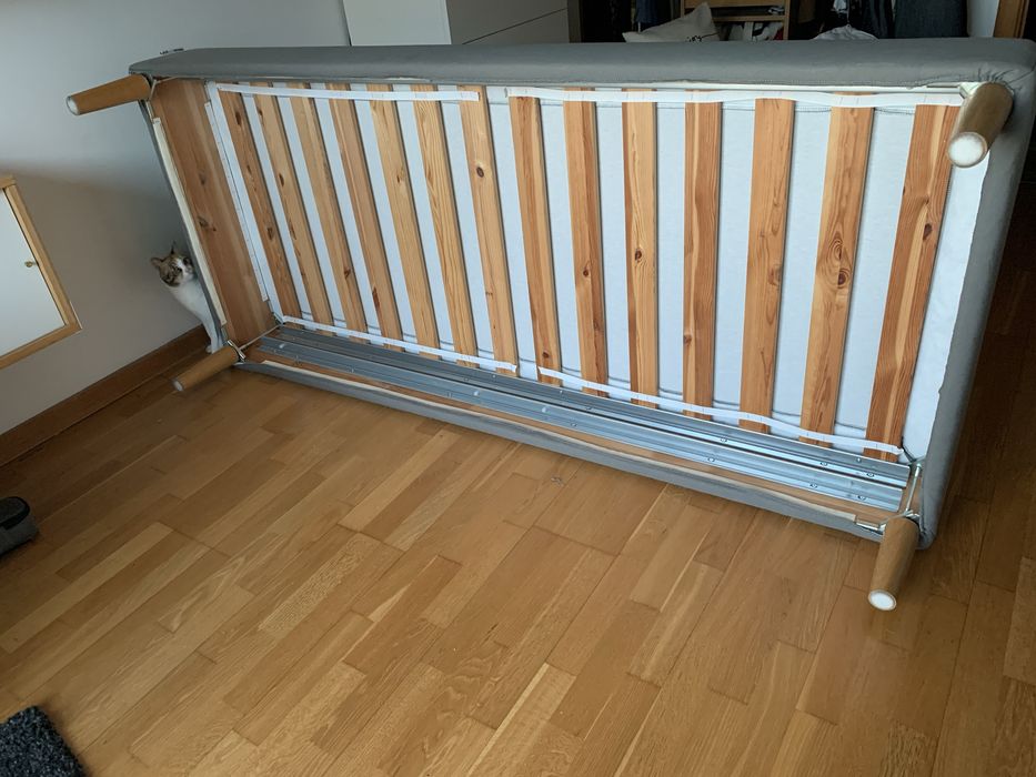 Cama somier de solteiro Ikea Lingör