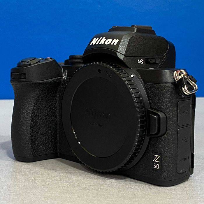 Nikon Z50 (Corpo) - 20.9MP - 3 ANOS DE GARANTIA